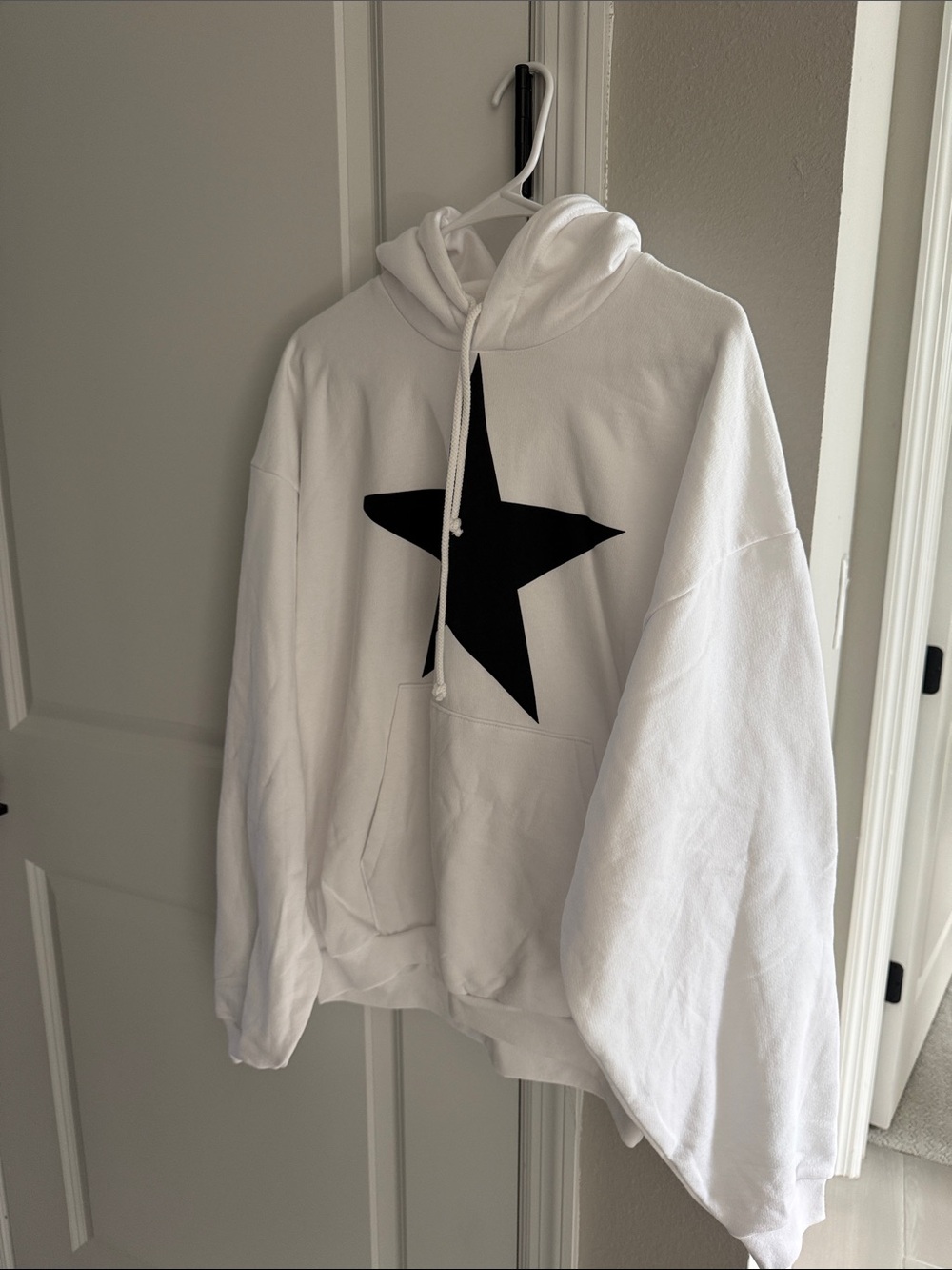 KANYE WEST LIVE White Hoodie with Black Star Graphic FROM LAST NIGHT 6/26